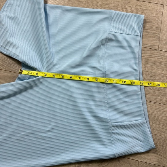 GIRLFRIEND COLLECTIVE Ribbed High-Rise Bike Shorts
In Bluebell - Picture 11 of 13